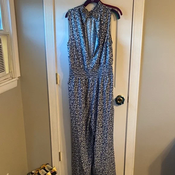 Cupshe Blue Floral Jumpsuit - Picture 2 of 2